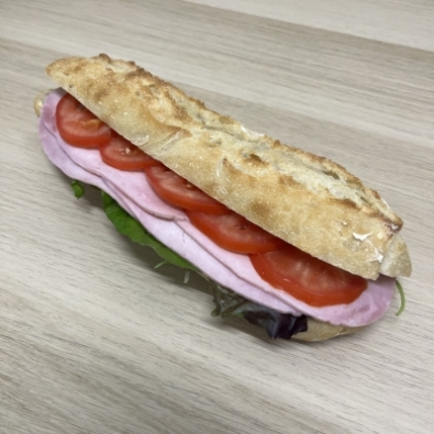 Sandwich jambon crudités